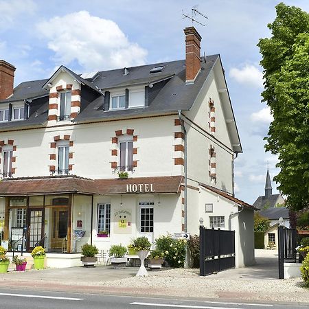 Logis Hotels Restaurant Le Dauphin ซาลบรีส์ ภายนอก รูปภาพ